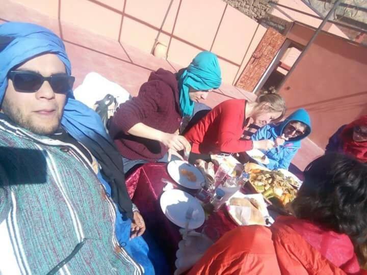 Dar Almanadir Todra Hostel Ait Baha Exterior photo