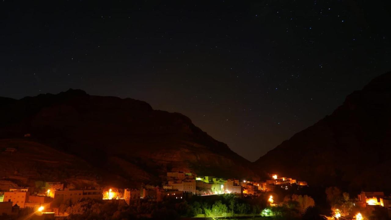 Dar Almanadir Todra Hostel Ait Baha Exterior photo